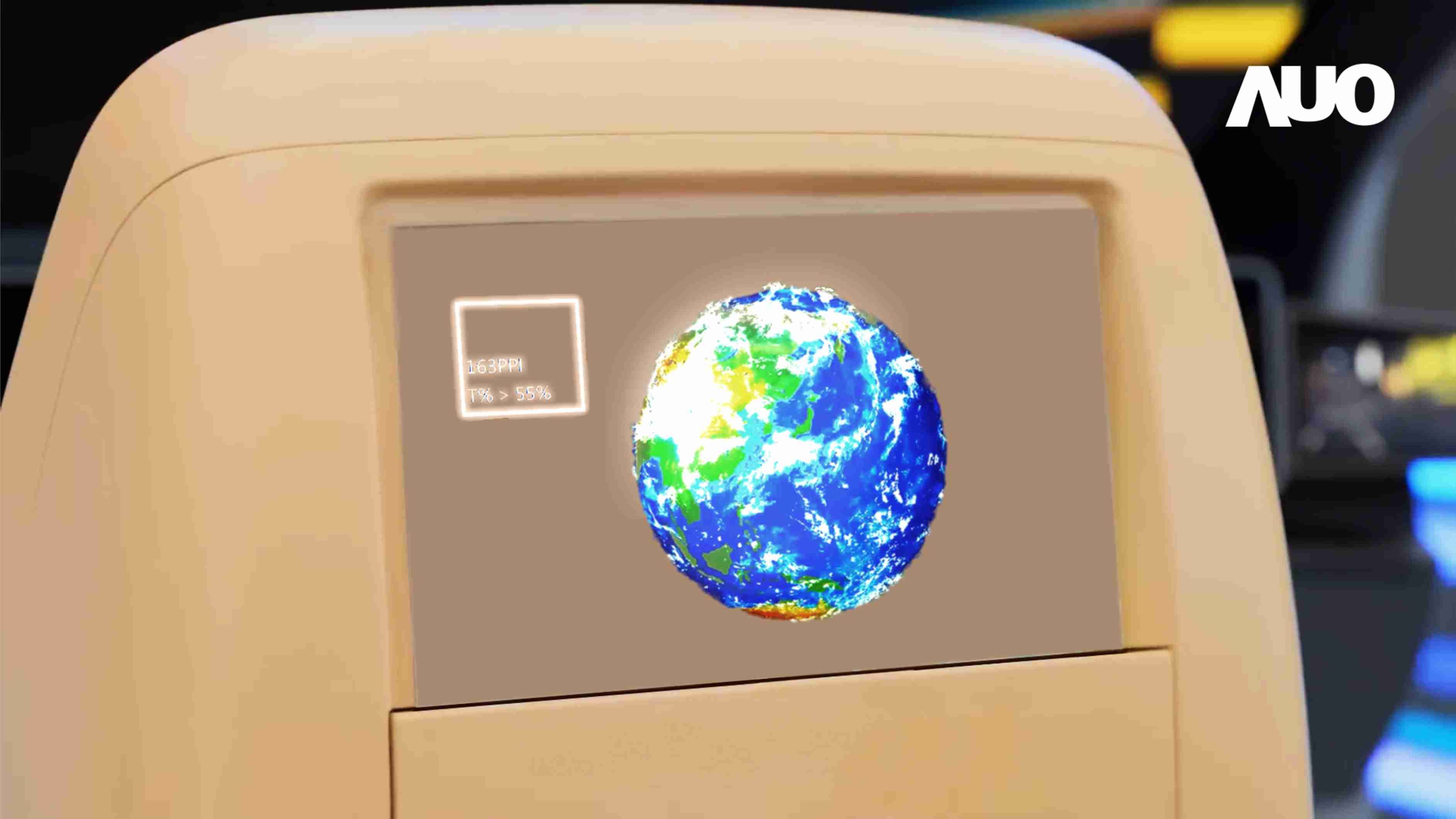 开云电子突破设计与制程挑战，，推出全球最高分辨率163ppi的13.5吋透明Micro LED面板，，并积极布局智能车市场，，，以期拓展透明显示应用的可能性