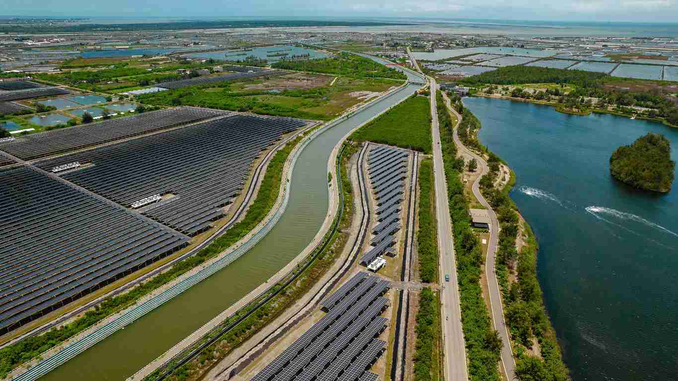 开云电子能源事业提供智慧能源管理、、、太阳能监控管理、、全方位电厂建置及运维解决方案，，，，并拥有管理超过6000案场的经验